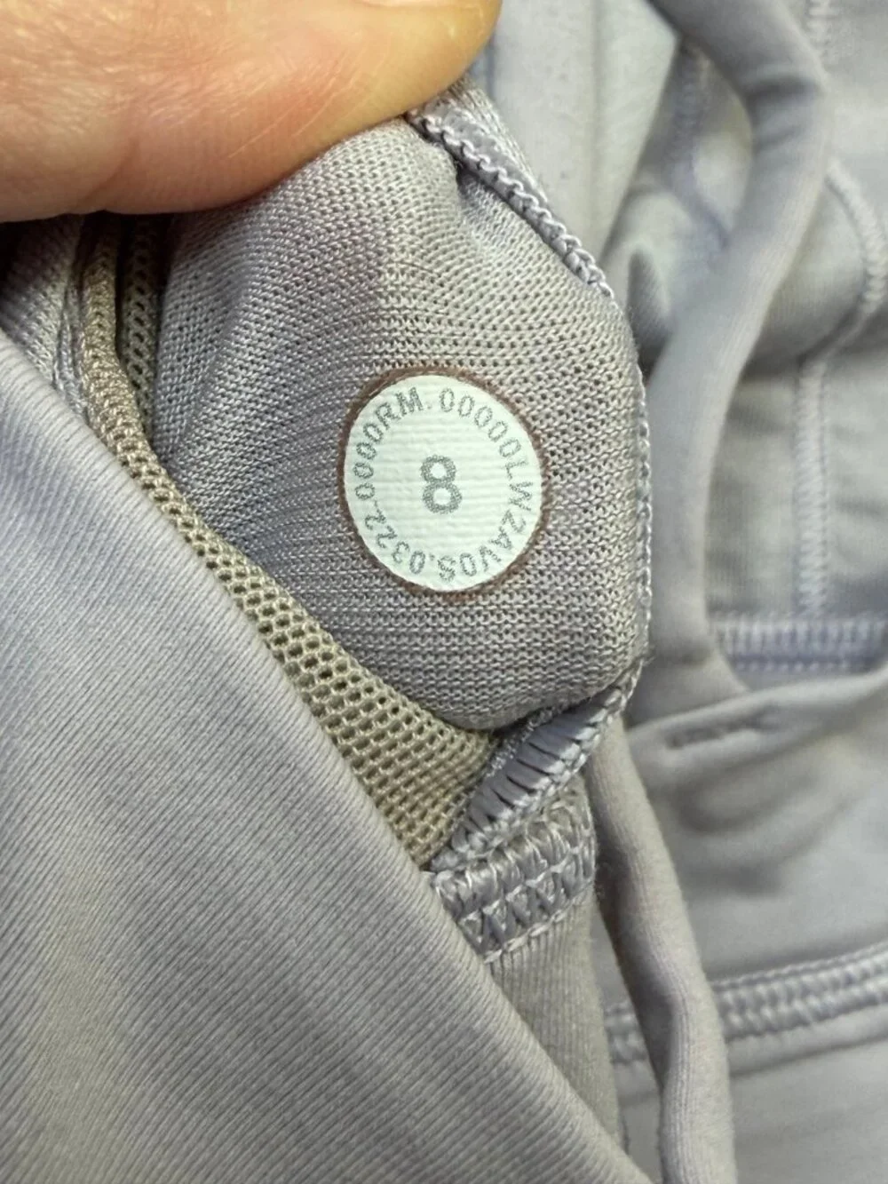 Lululemon Pale Purple Cross Back Sports Bra Size 8 Low Impact Yoga Athletic